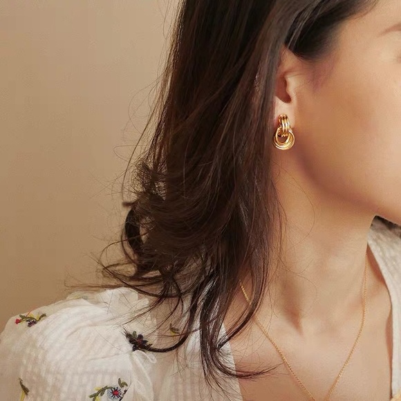 French Vintage Gold Plated Linked Hoop Earrings - Picture 4 of 8